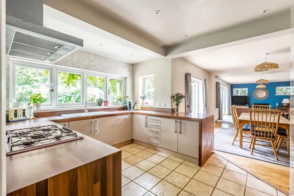 The Paddock, Westcott, RH4, photo 8