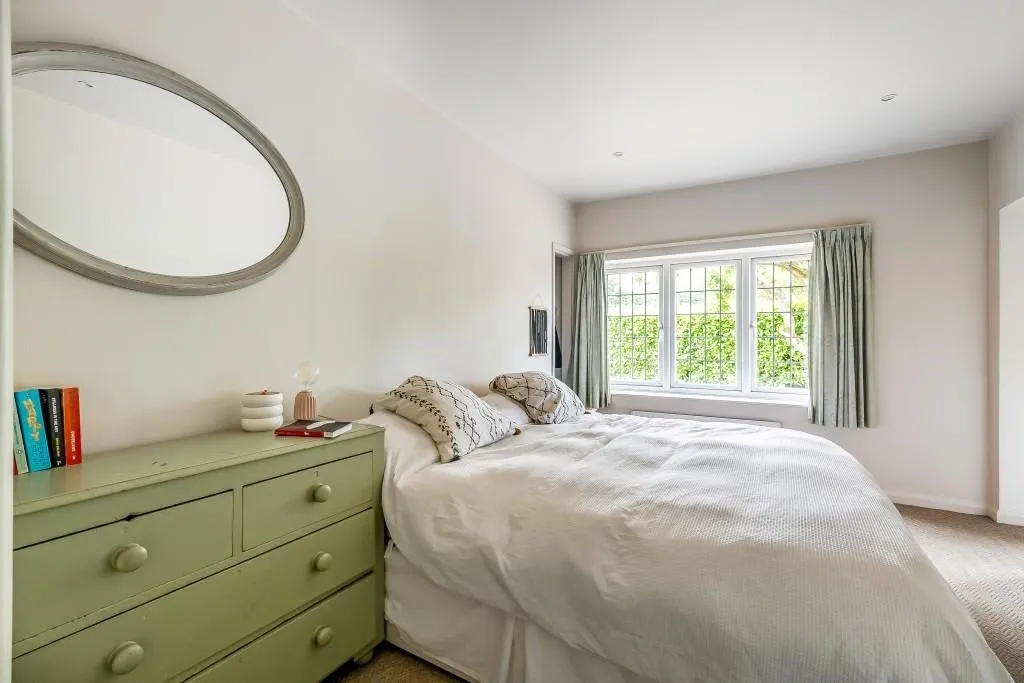The Paddock, Westcott, RH4, photo 16