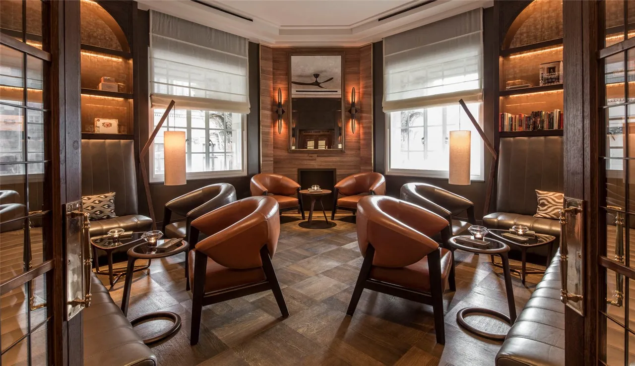 Trinity Square, Tower Hill, EC3N, photo 18