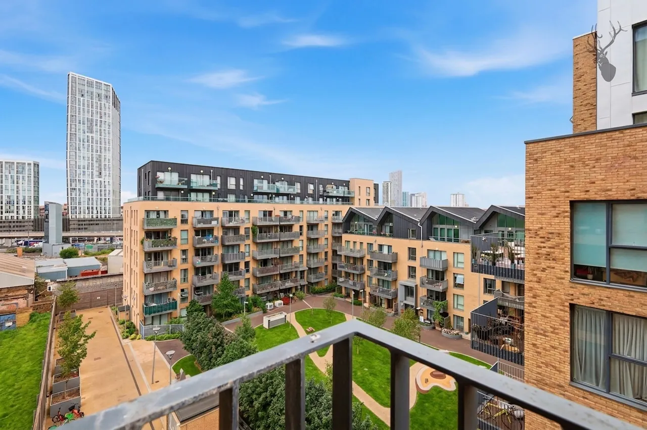 Bolinder Way, London, E3, photo 8