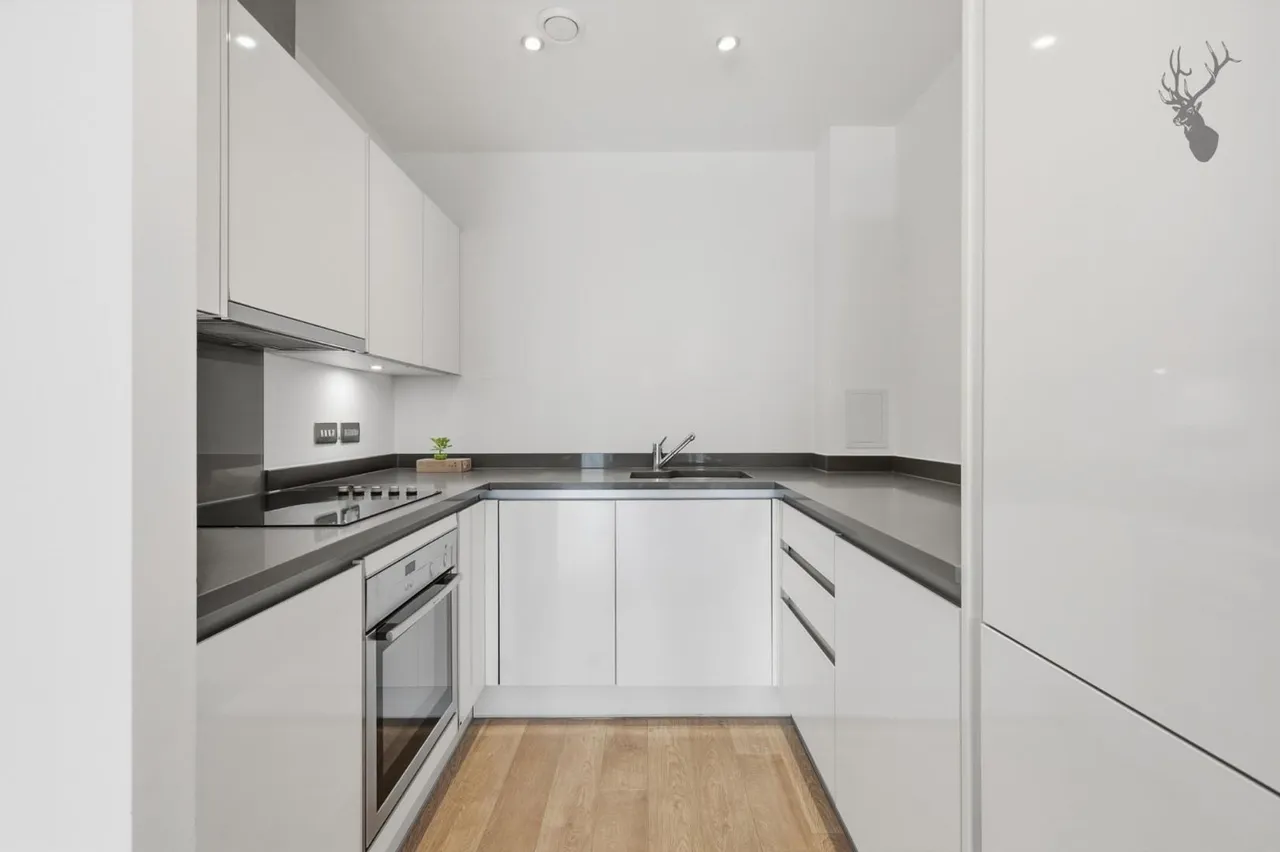 Bolinder Way, London, E3, photo 3