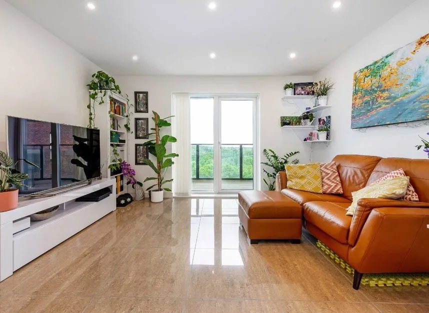 Shearwater Drive, Hendon, NW9, photo 2