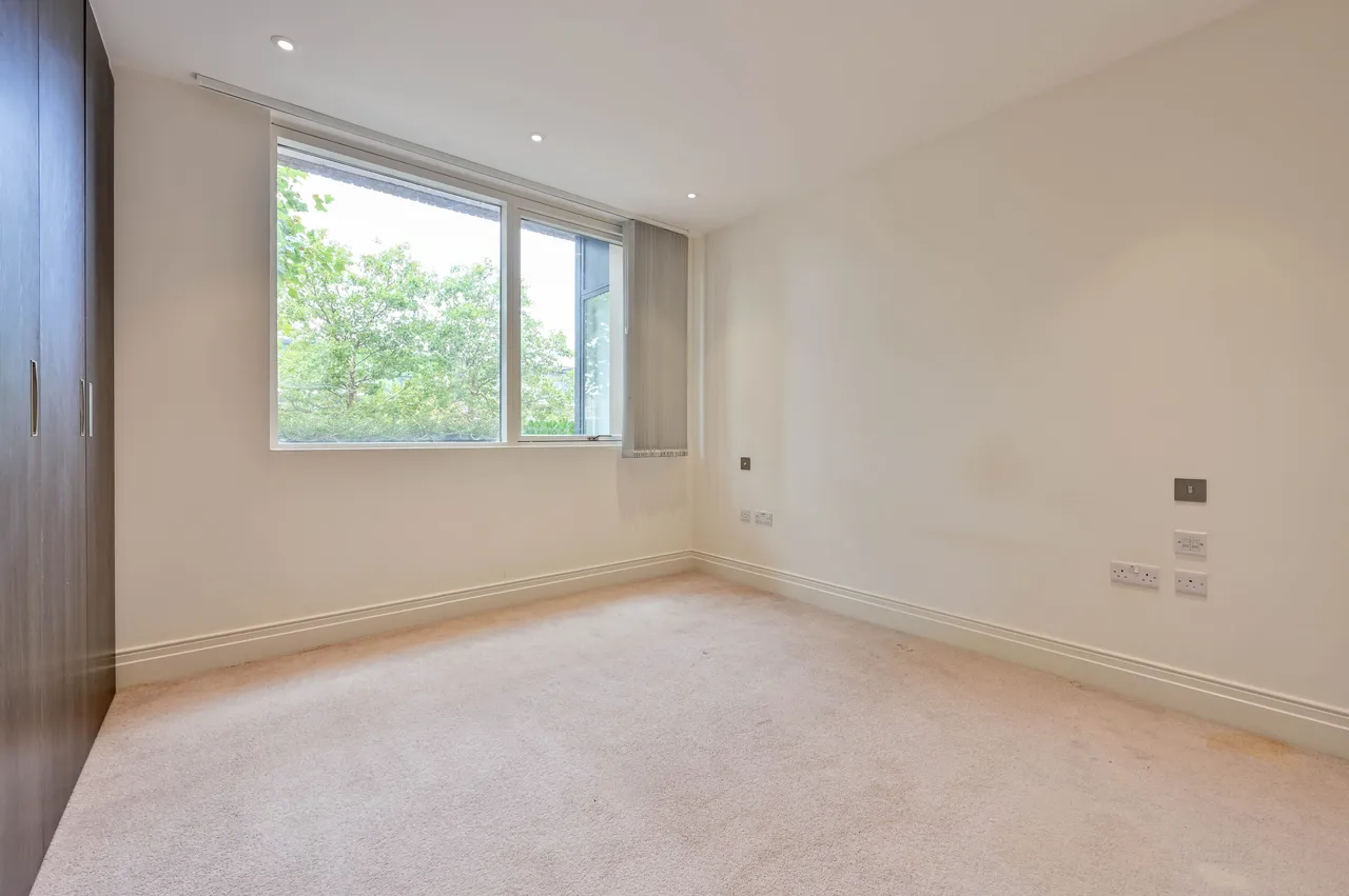 Flat 168, Hamond Court, Queenshurst Square, Kingston Upon Thames, photo 11