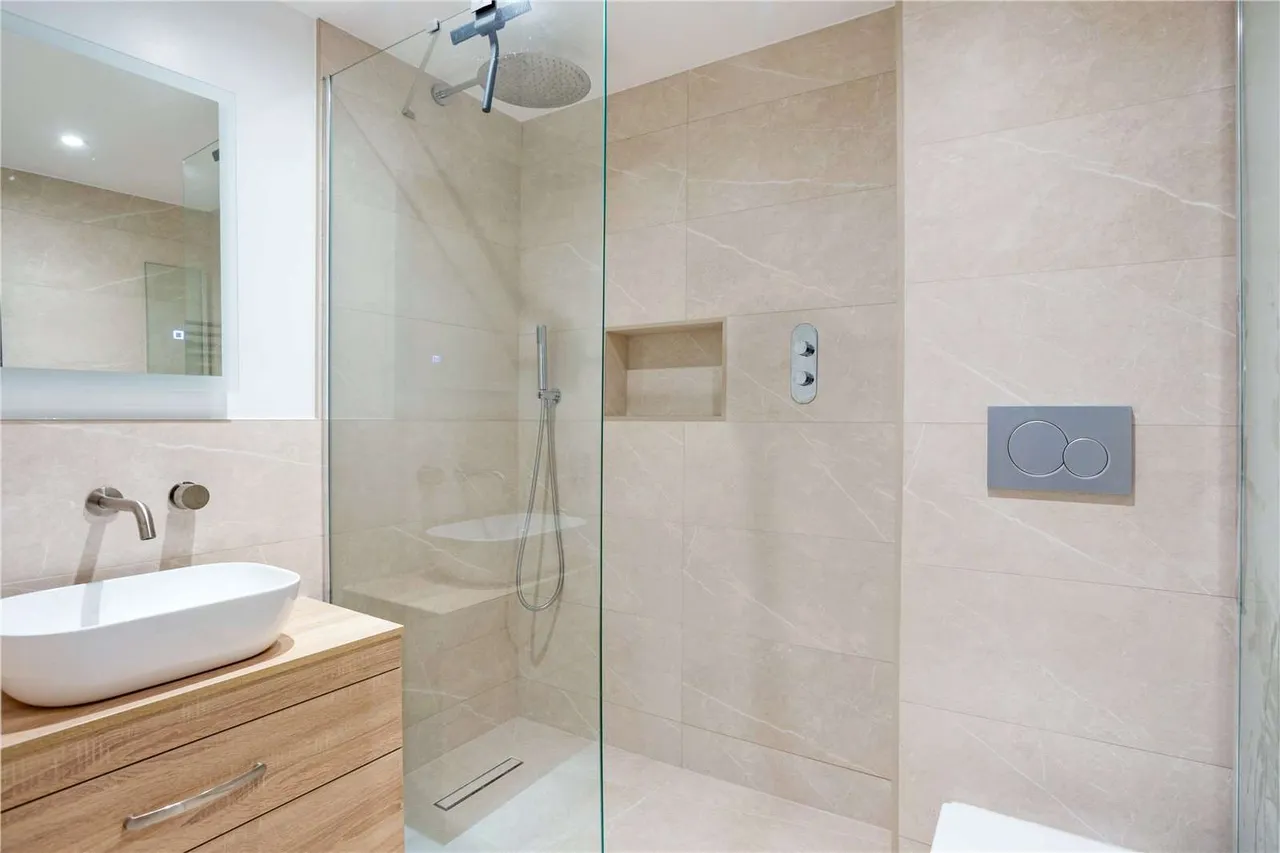 Blomfield Road, London, W9 2PA, photo 10