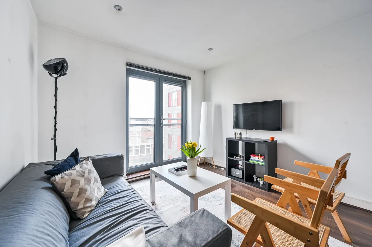 23 Jacobs Court, 19 Plumbers Row, London, photo 2