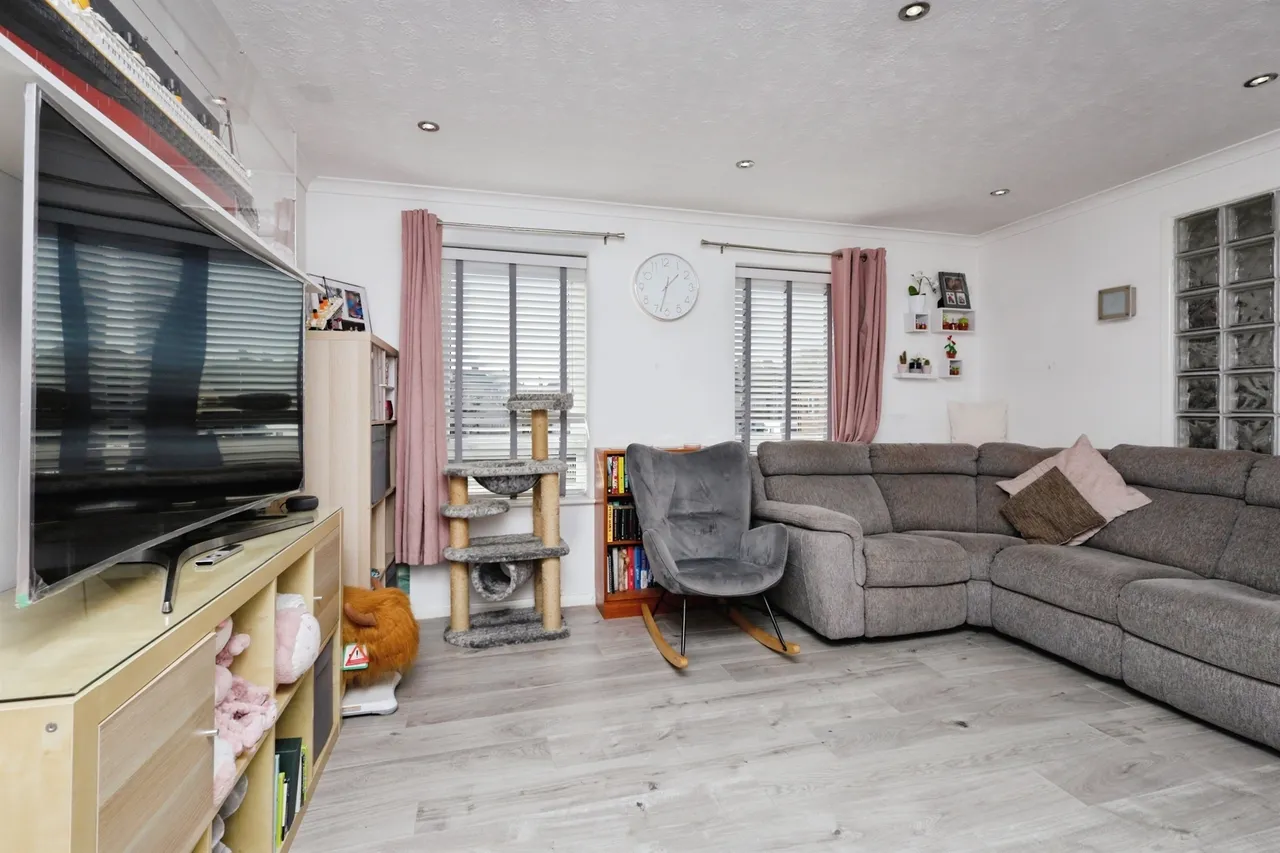 The Holt, Hailsham, BN27, photo 3
