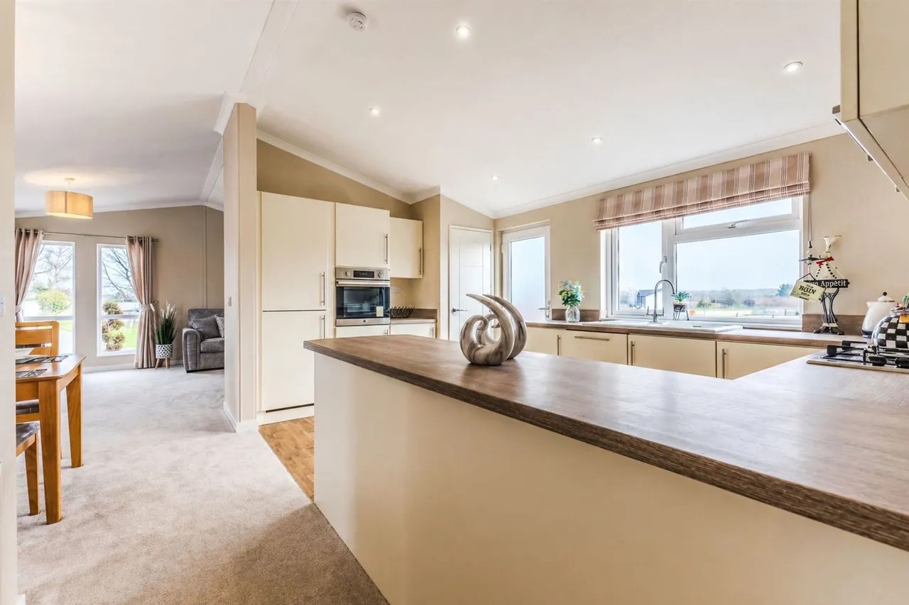 New Market, Offenham Road Offenham Road Evesham WR11, photo 5