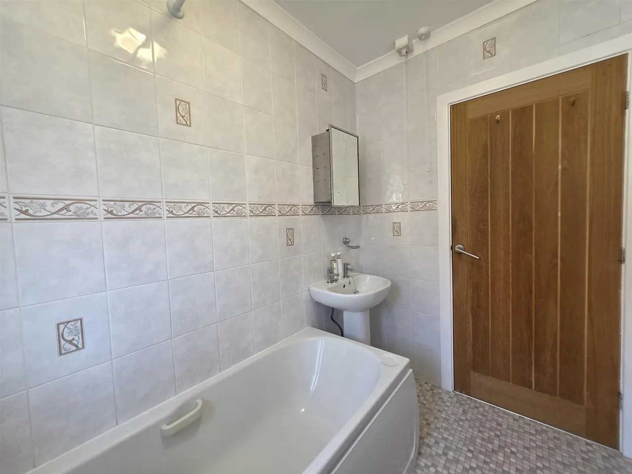 Givendale Court Givendale Road, Scarborough YO12 6LB, photo 10