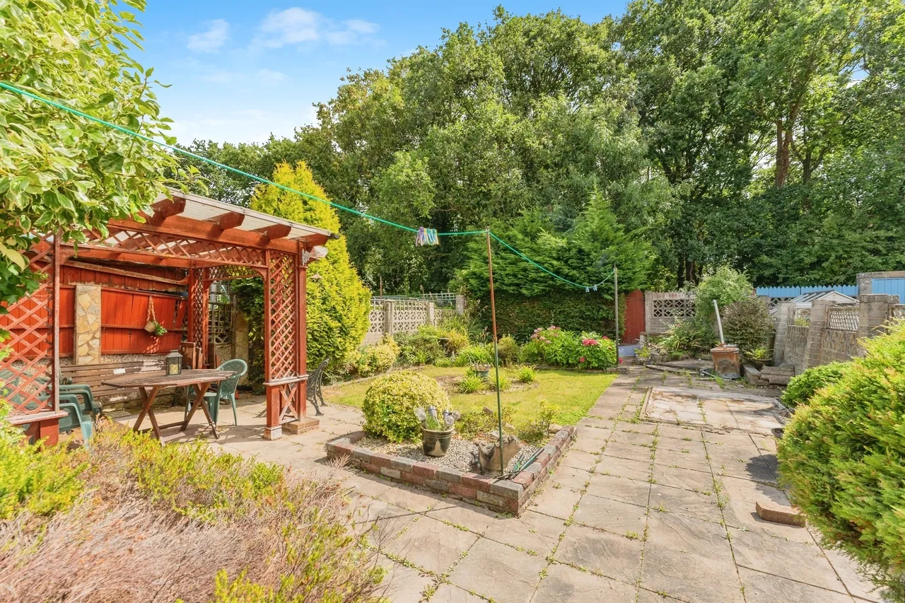 Birkett Avenue, Ellesmere Port, CH65, photo 18