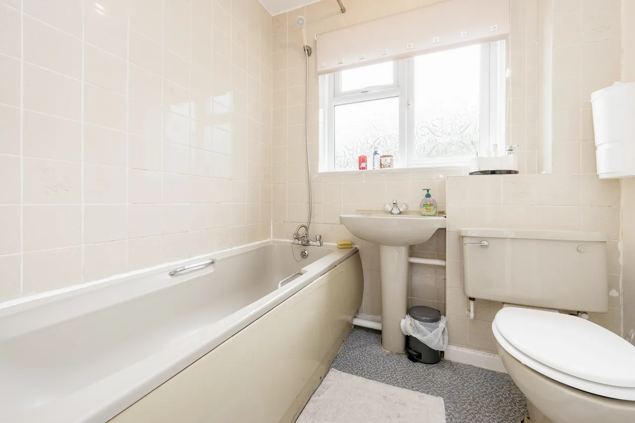 Alburgh Close, Bedford, Bedfordshire, MK42, photo 10