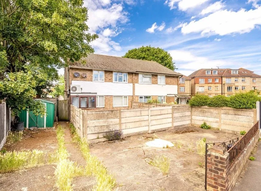 Littleton Road, Ashford, TW15, photo 6