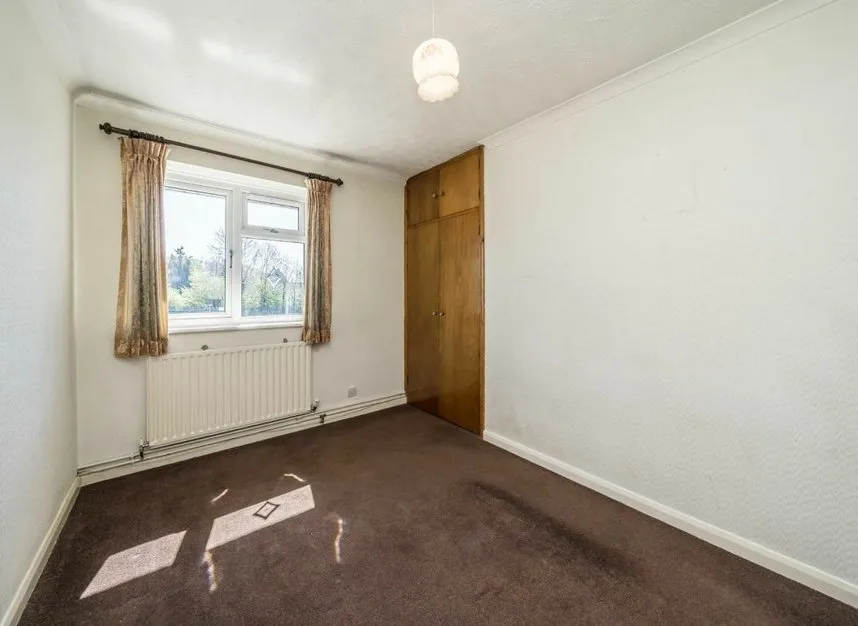 Littleton Road, Ashford, TW15, photo 5