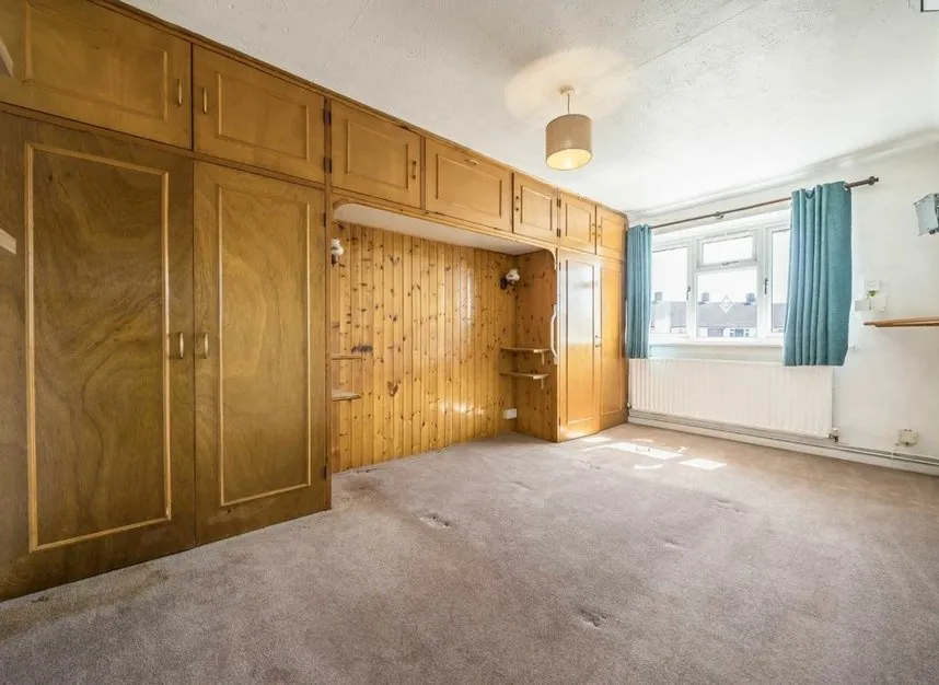 Littleton Road, Ashford, TW15, photo 4