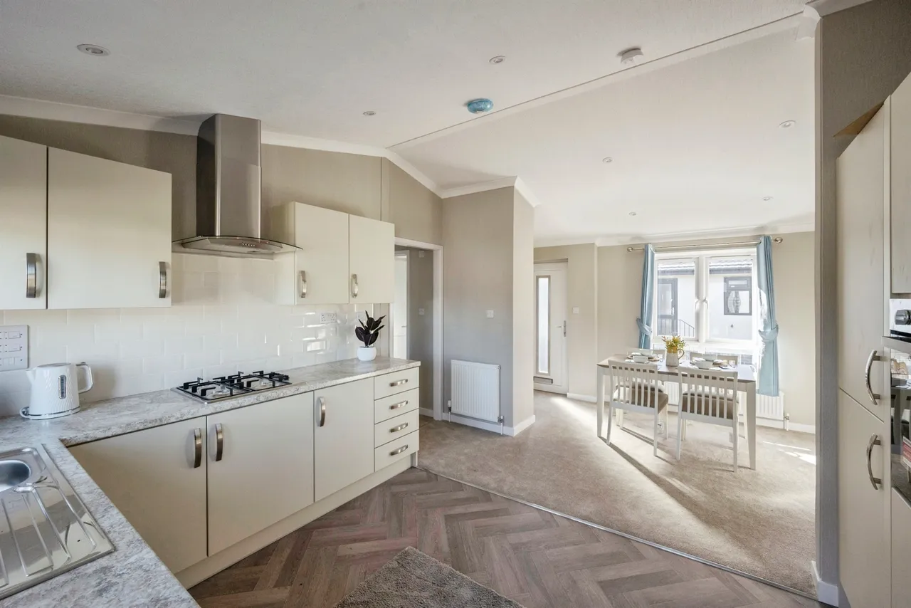 Sandtoft Road, Belton, Doncaster, photo 4