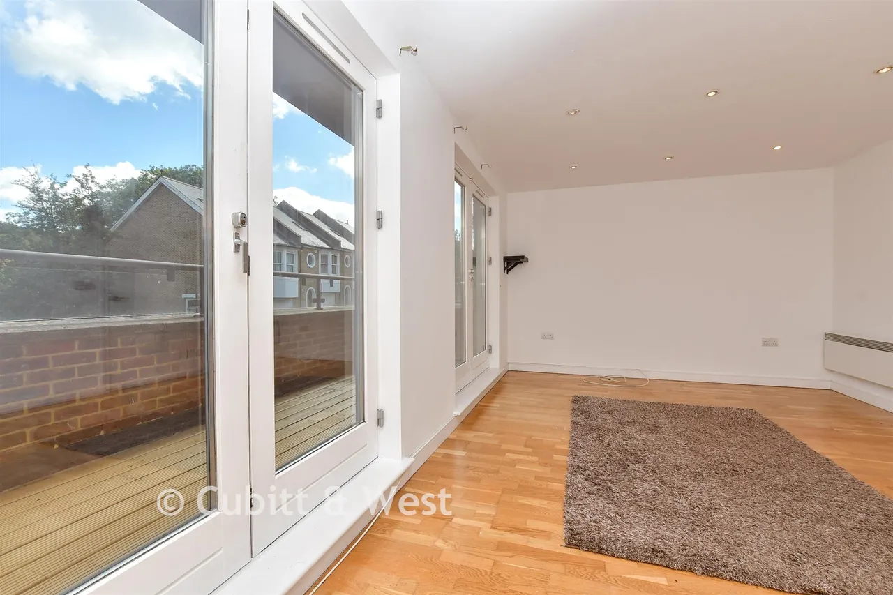 Valley Road, Kenley, CR8, photo 10