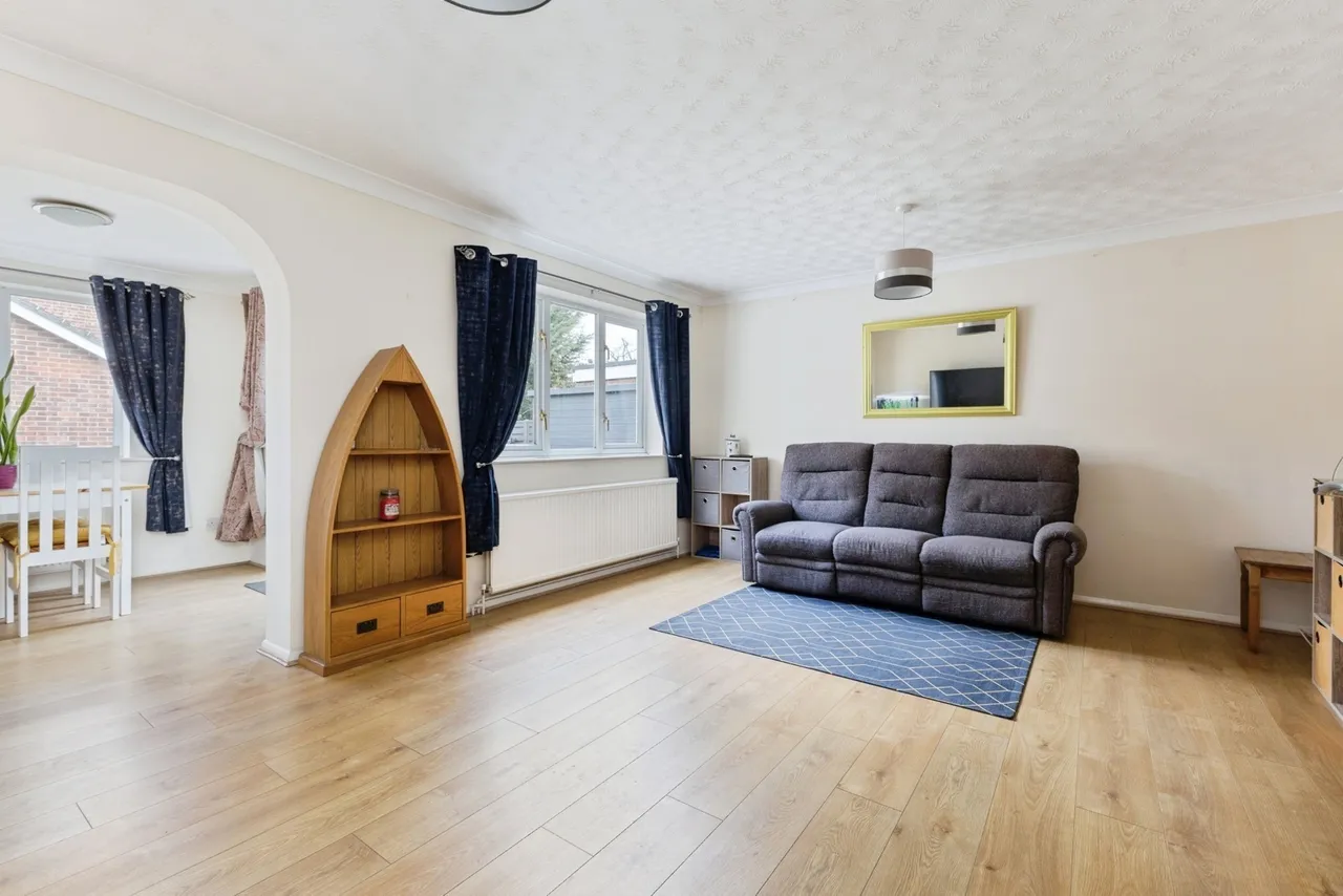 Queens Court, Attleborough, Norfolk, NR17, photo 4