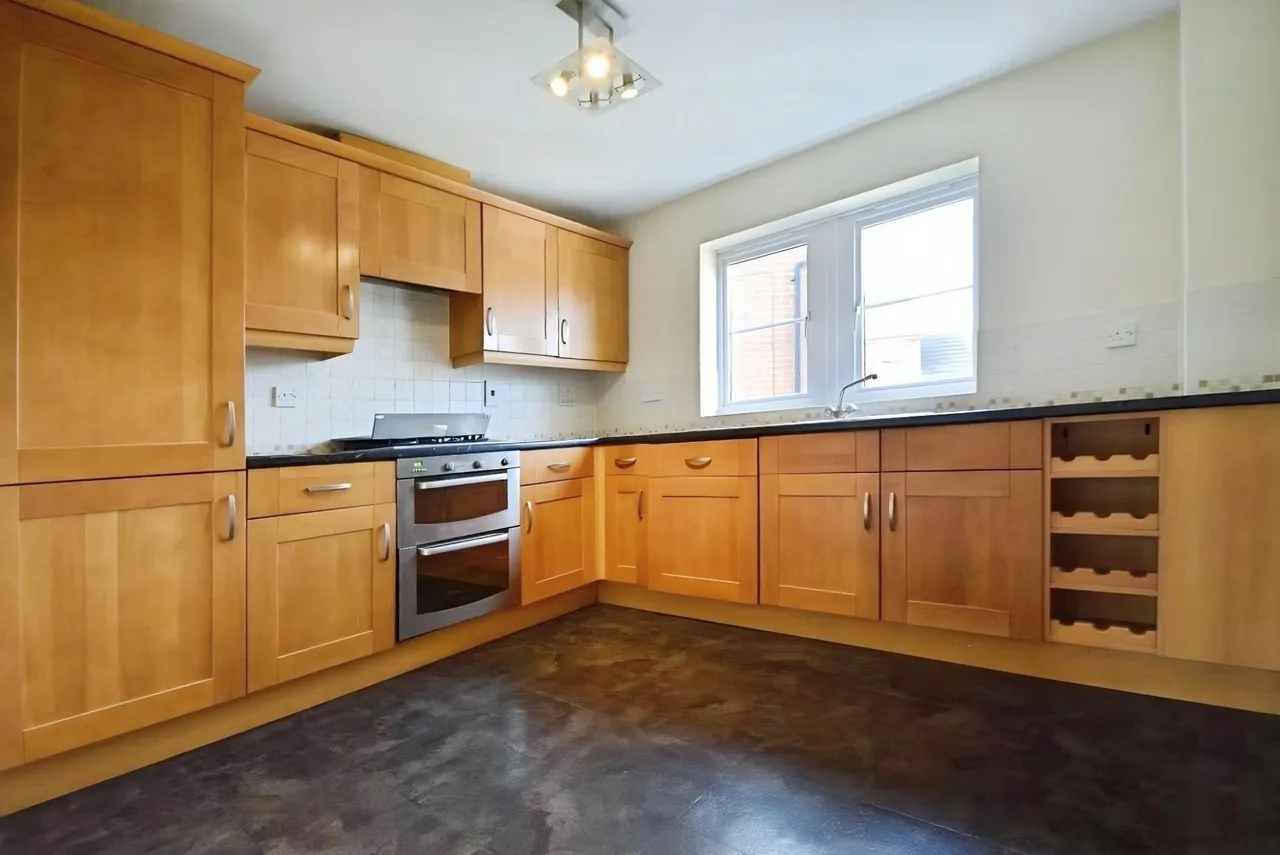 Tinus Avenue, Hampton Vale, Peterborough, PE7, photo 3