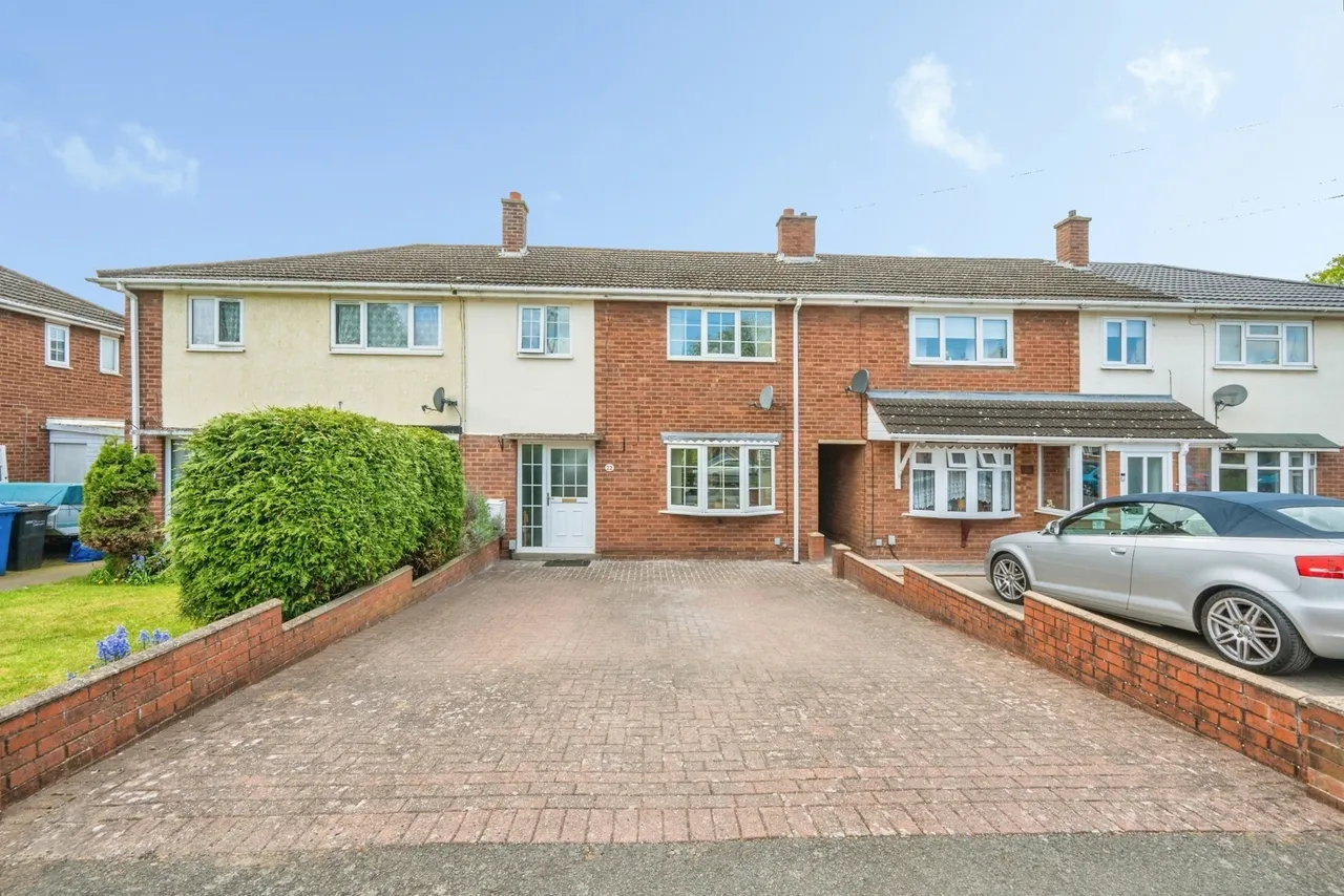 3 bed house for sale — Milton Avenue, Tamworth, Staffordshire, B79