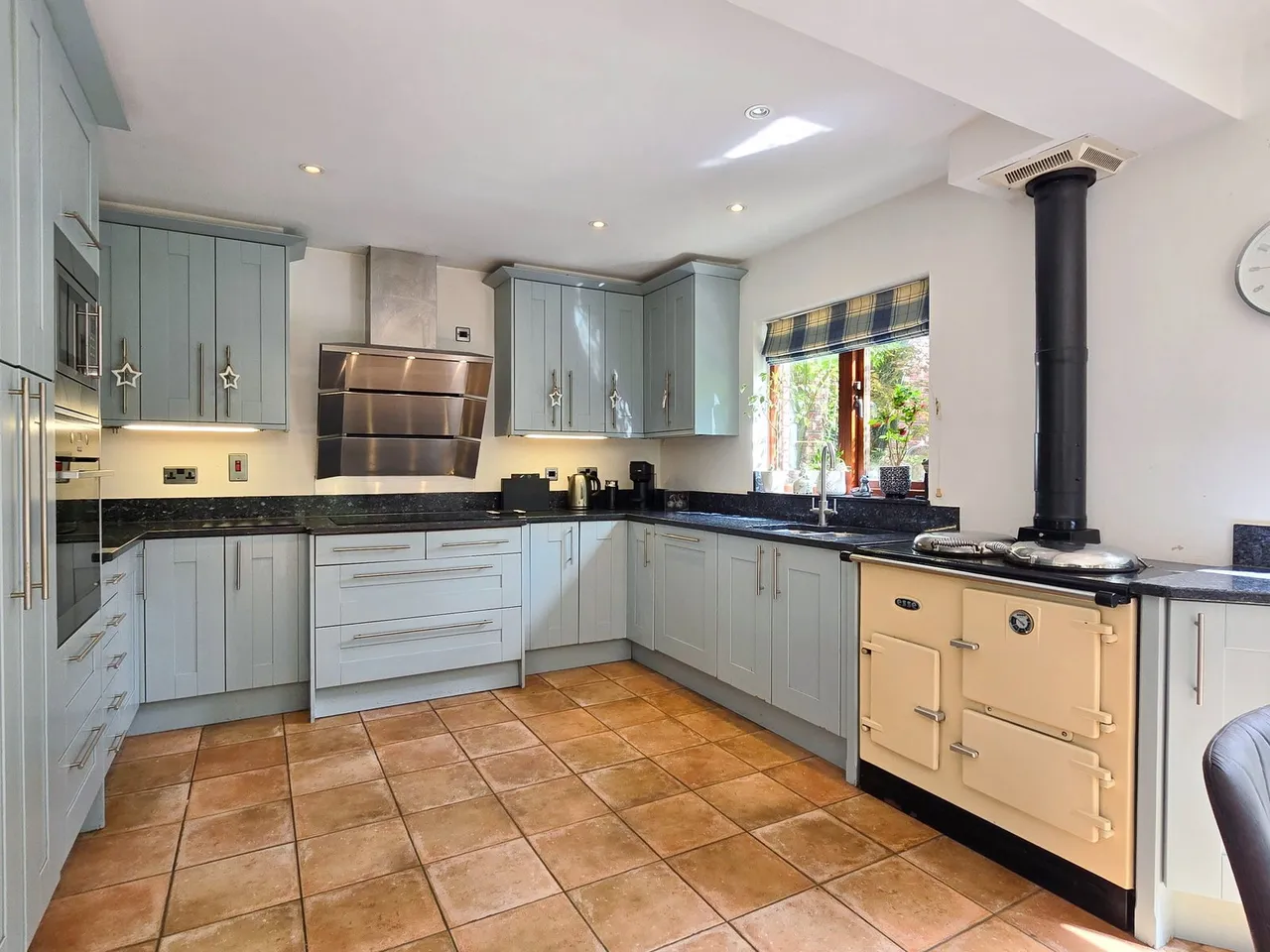 Victoria Terrace, Milton Combe, PL20, photo 9