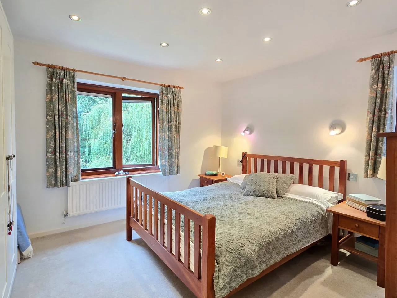 Victoria Terrace, Milton Combe, PL20, photo 11