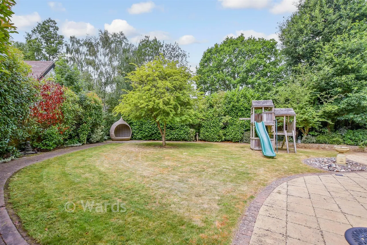 Hollandbury Park, Kings Hill, ME19, photo 24