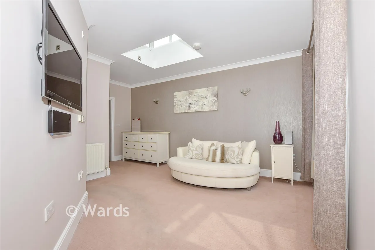 Hollandbury Park, Kings Hill, ME19, photo 16