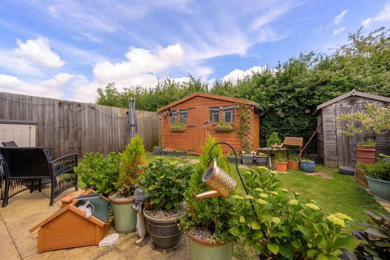 Bridge Road, Kettering, NN14, photo 5