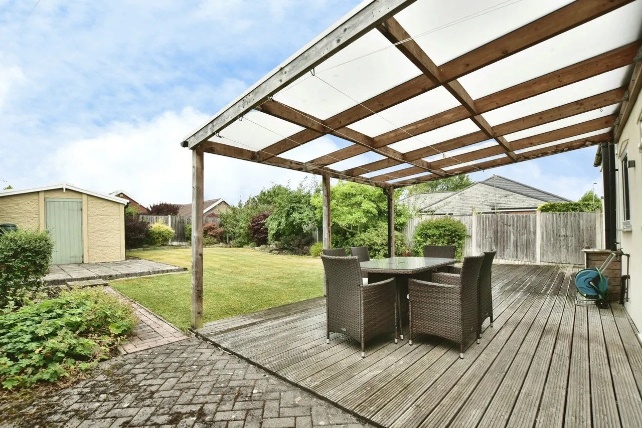 Marland Avenue, Cheadle Hulme, Cheshire, SK8, photo 15