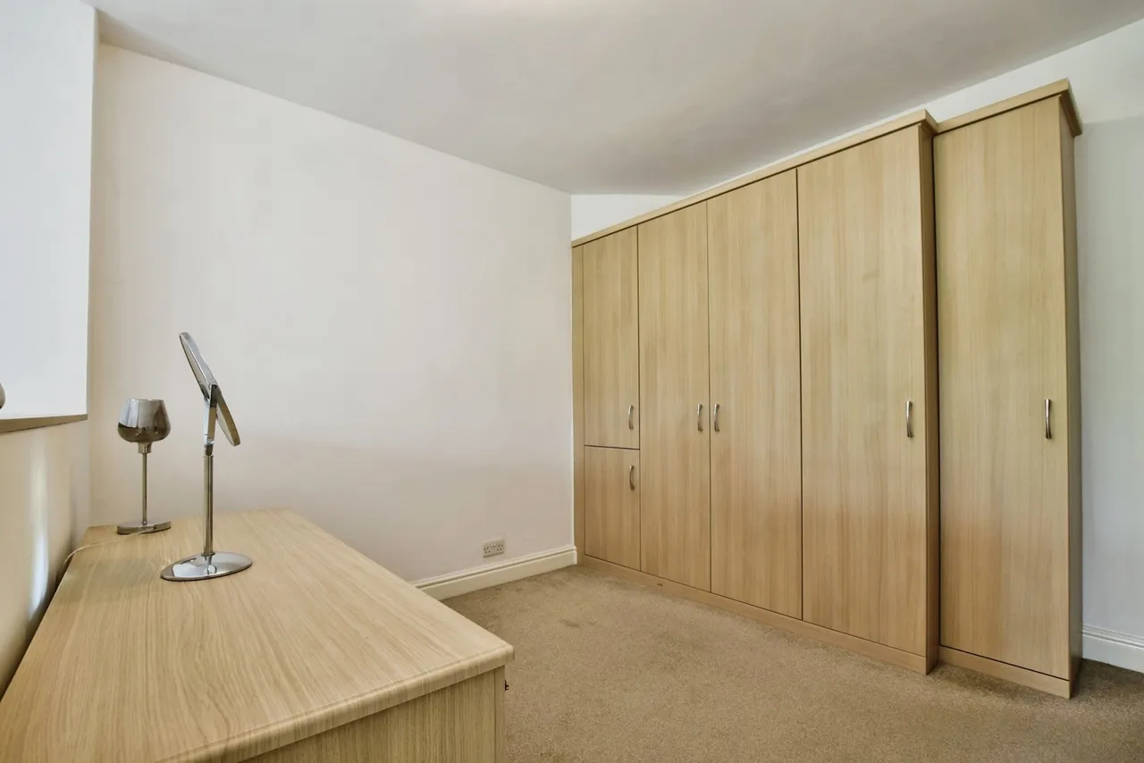Marland Avenue, Cheadle Hulme, Cheshire, SK8, photo 12