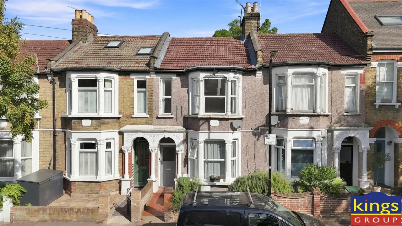 1 bed flat for sale, Hatherley Road, London