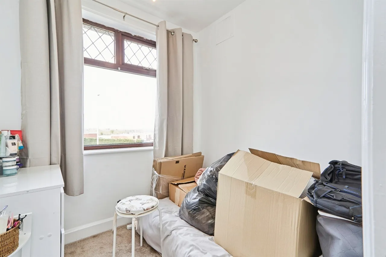 Stonebridge Lane, Leeds, photo 12