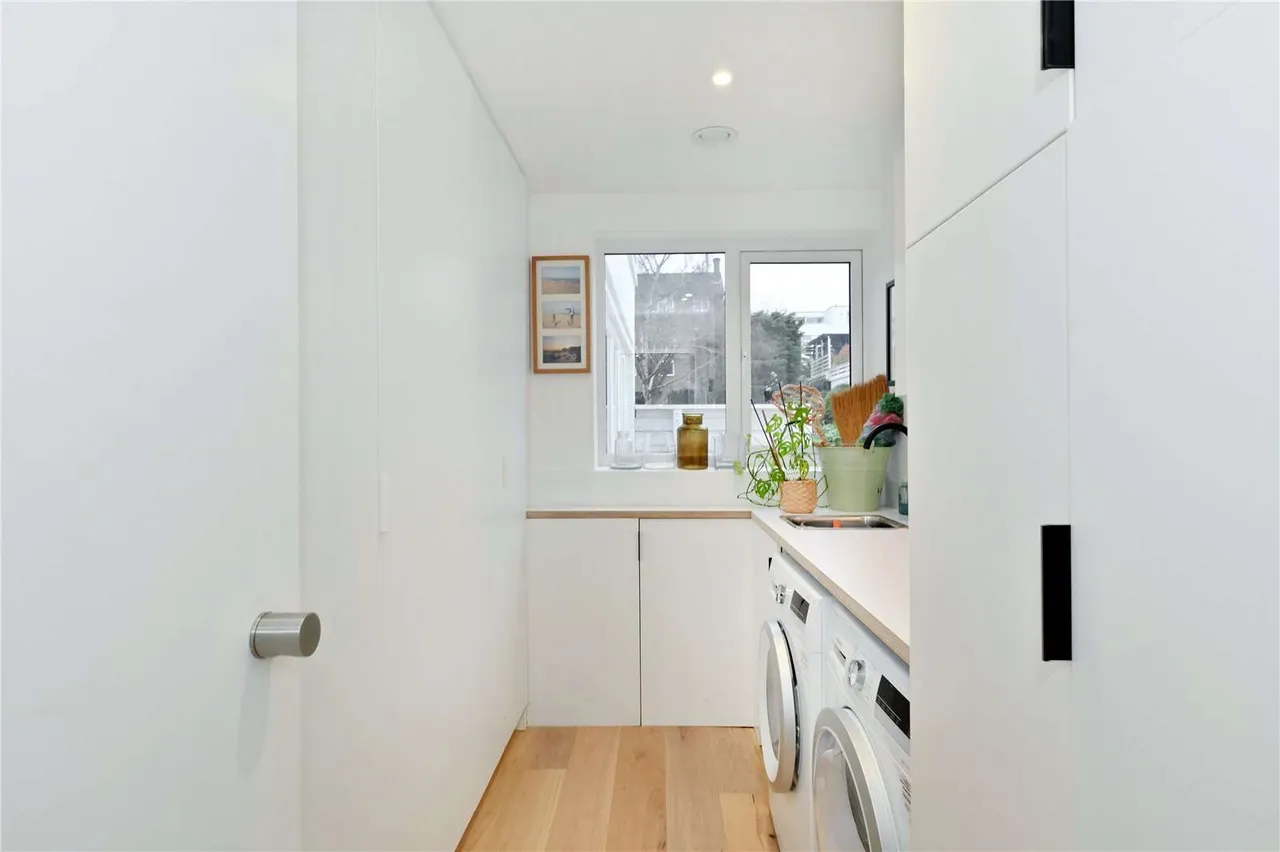 King Henrys Road, Primrose Hill, London, NW3 3SL, photo 8