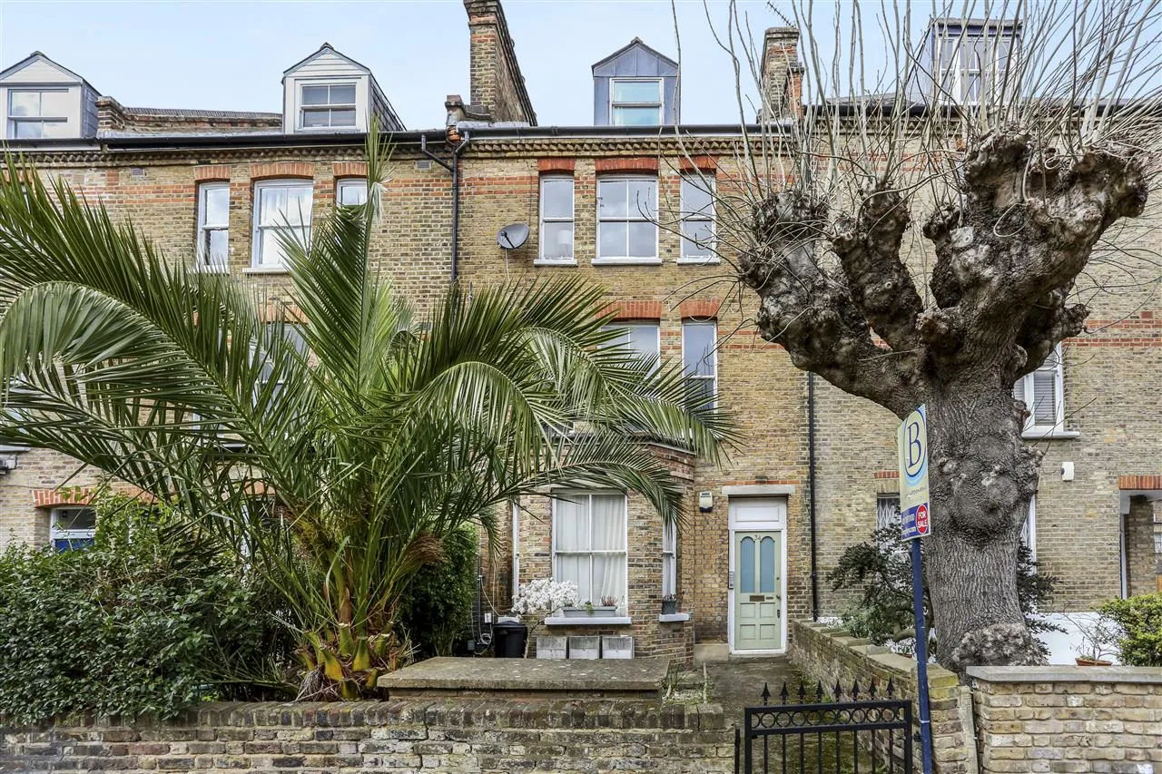 1 bed flat for sale — Hungerford Road, London
