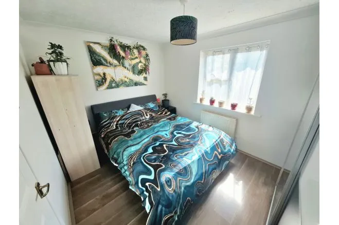 Rowe Mead, Chippenham, photo 4