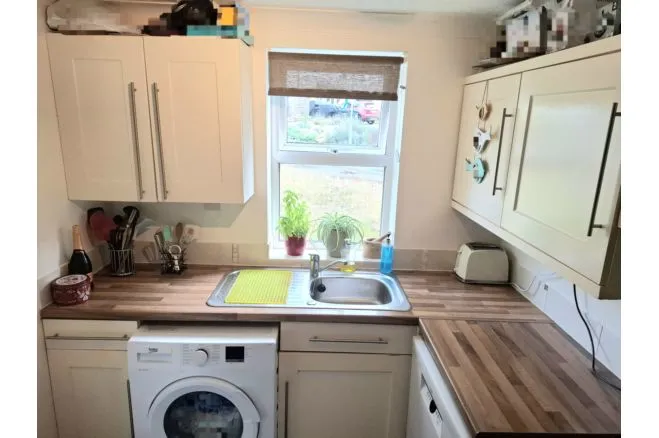 Rowe Mead, Chippenham, photo 11