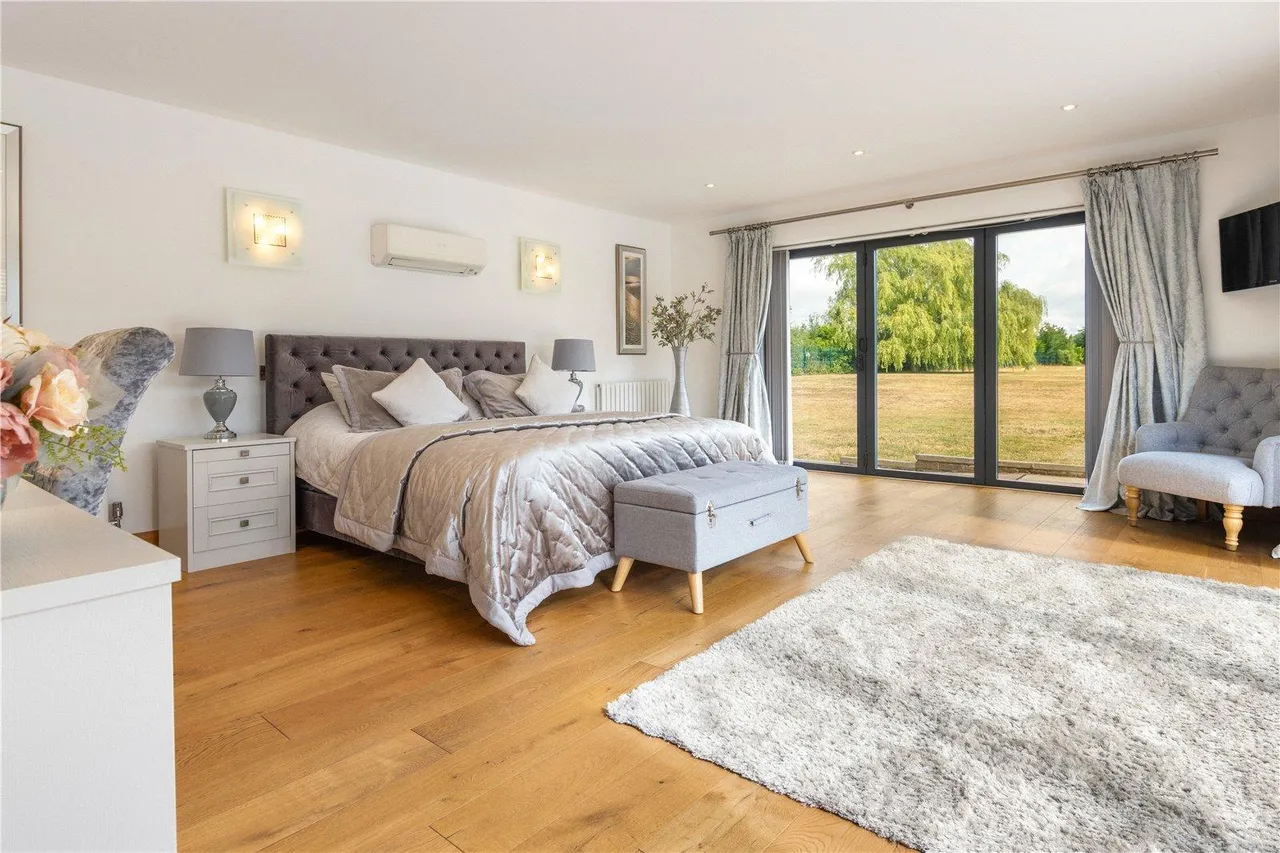 Akeferry Road, Haxey, photo 23