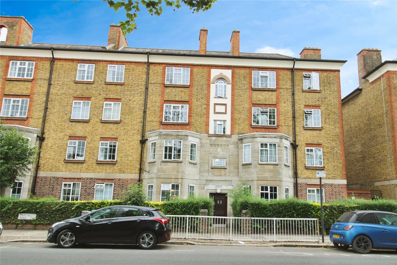 2 bed flat to rent, Merton Road, Earlsfield, SW18