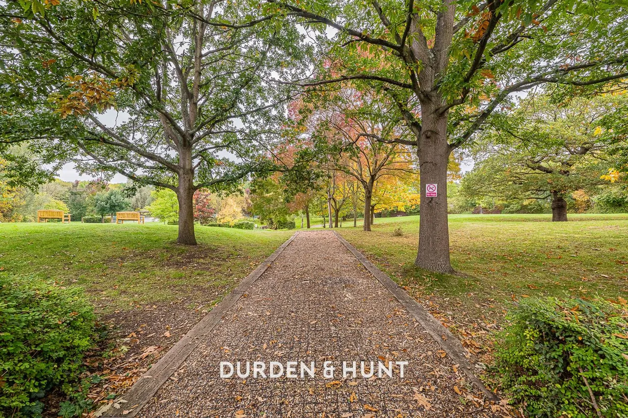 Epping New Road, Buckhurst Hill, IG9, photo 20