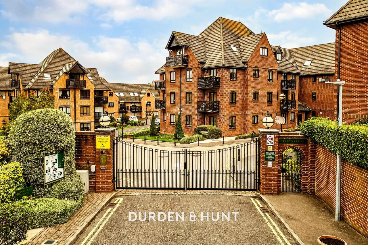 Epping New Road, Buckhurst Hill, IG9, photo 27