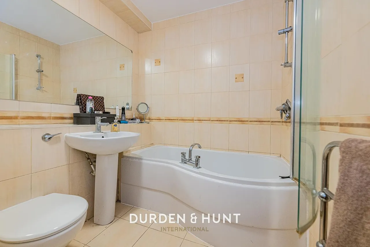 Epping New Road, Buckhurst Hill, IG9, photo 17