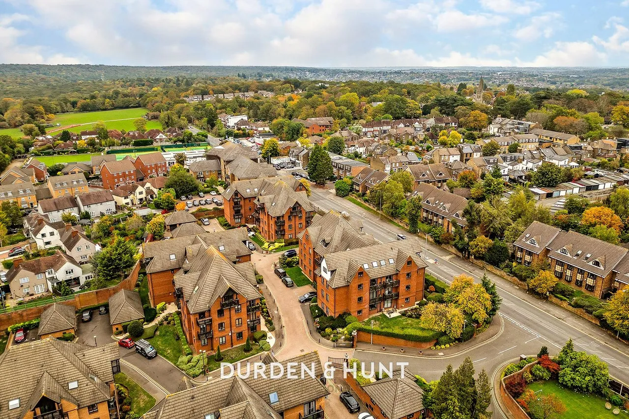 Epping New Road, Buckhurst Hill, IG9, photo 25