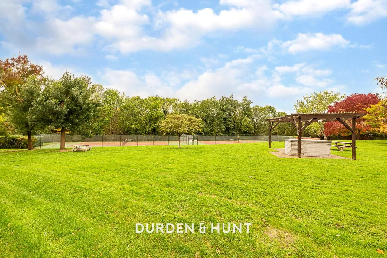 Epping New Road, Buckhurst Hill, IG9, photo 21
