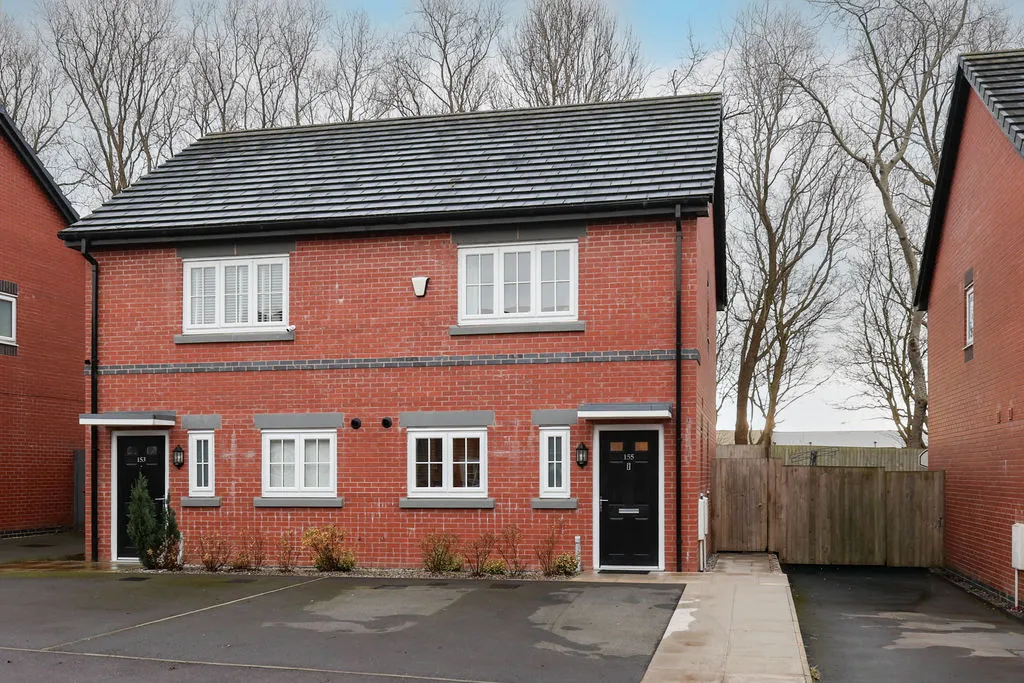 2 bed house for sale — Claybank Street, Heywood OL10 4TJ