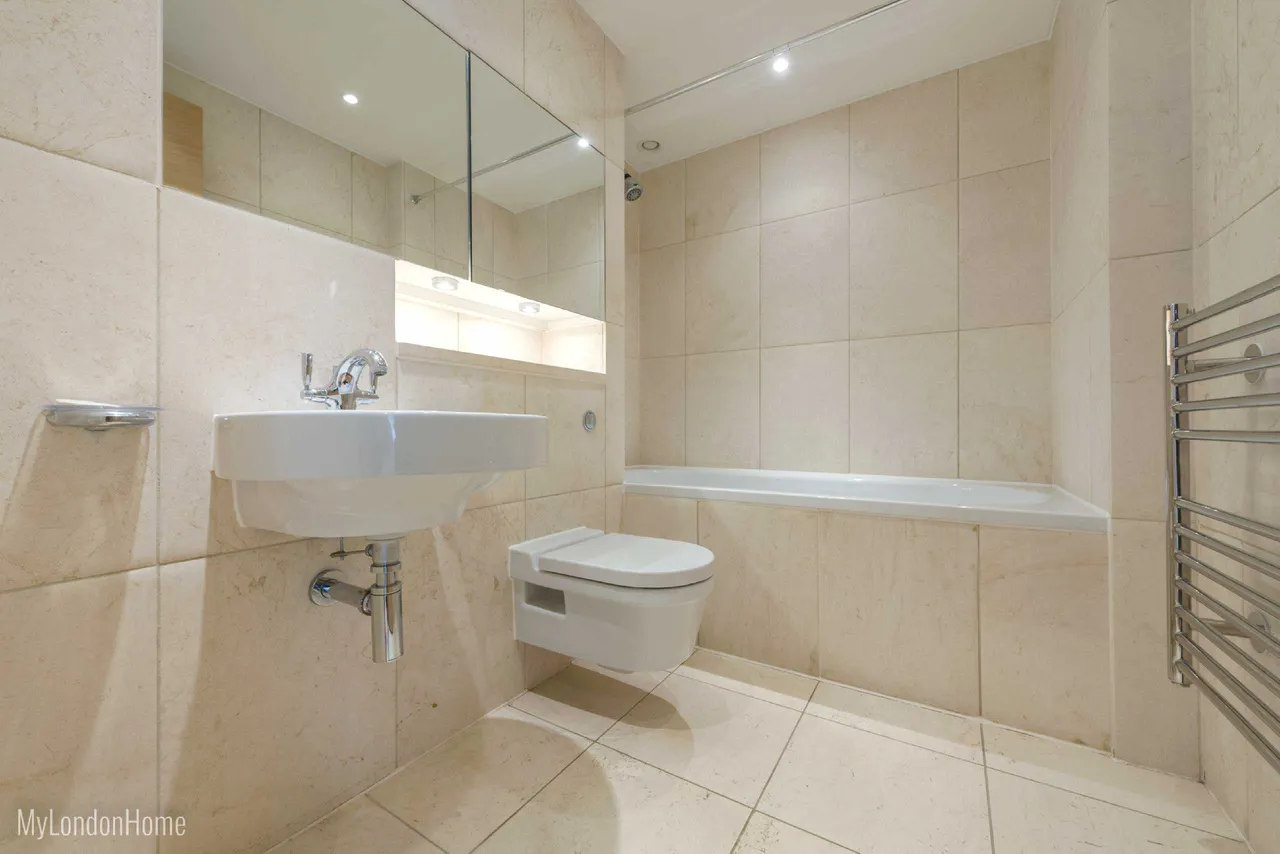 Queenstown Road, London, SW11, photo 6