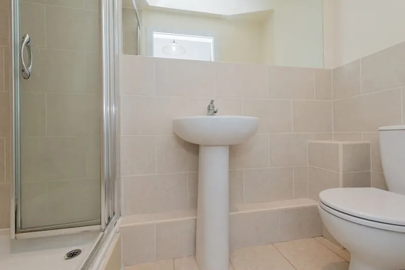 Upper Blakeridge Lane, Batley, WF17, photo 10
