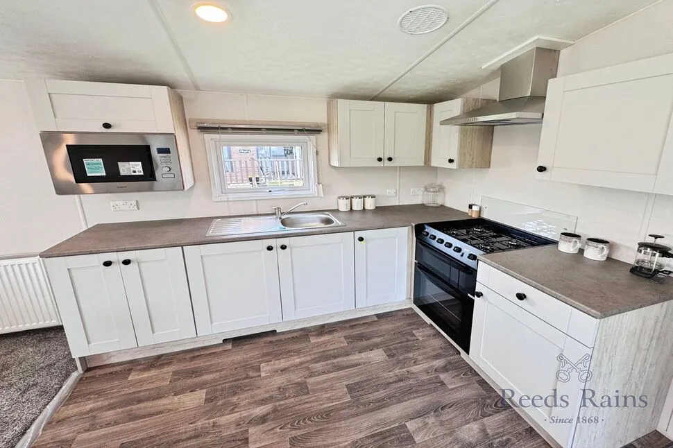 Cliffe Meadows, Cliffe, North Yorkshire, YO8, photo 4