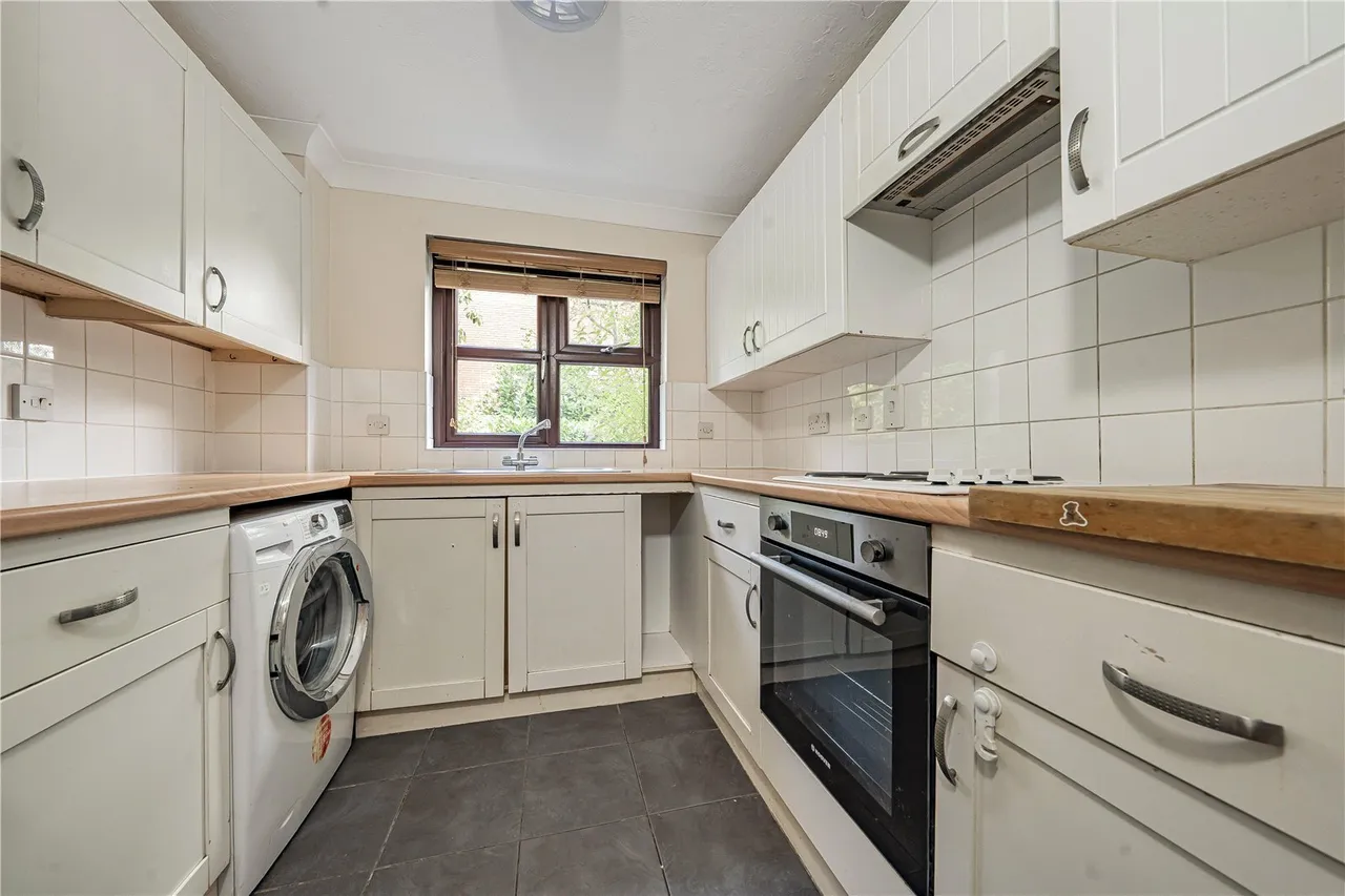 Beaumont Place, Isleworth, TW7, photo 3