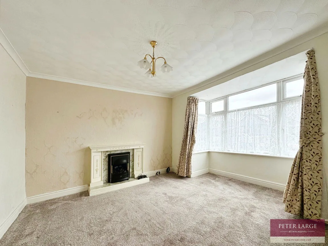 Carlisle Avenue, Rhyl, Denbighshire, LL18 3UD, photo 3