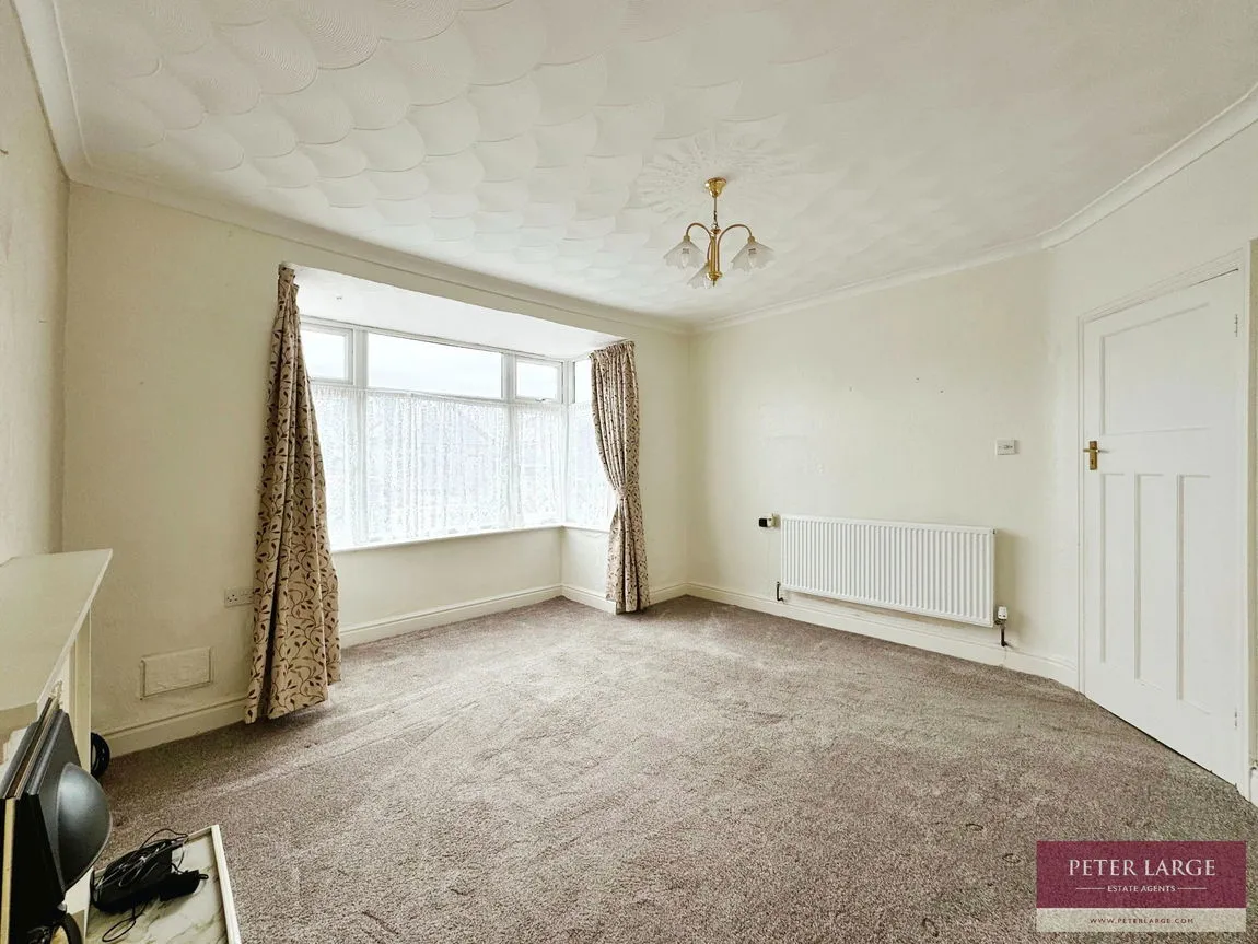 Carlisle Avenue, Rhyl, Denbighshire, LL18 3UD, photo 4