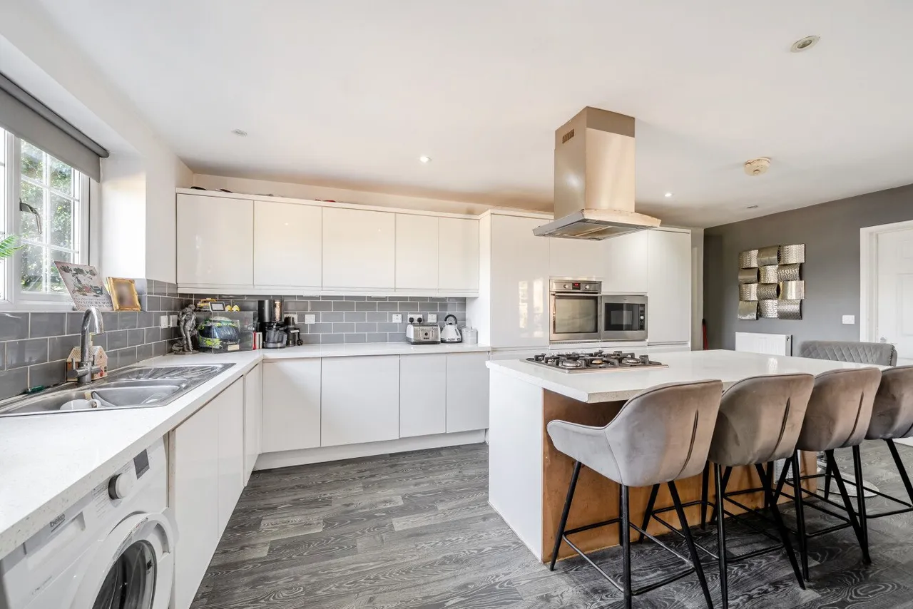 Layhams Road, West Wickham, BR4, photo 2